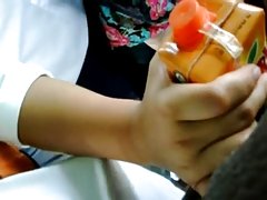 Upskirts в супермаркеті